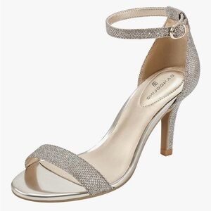 Bandolino Madia Gold Sandal size 8
